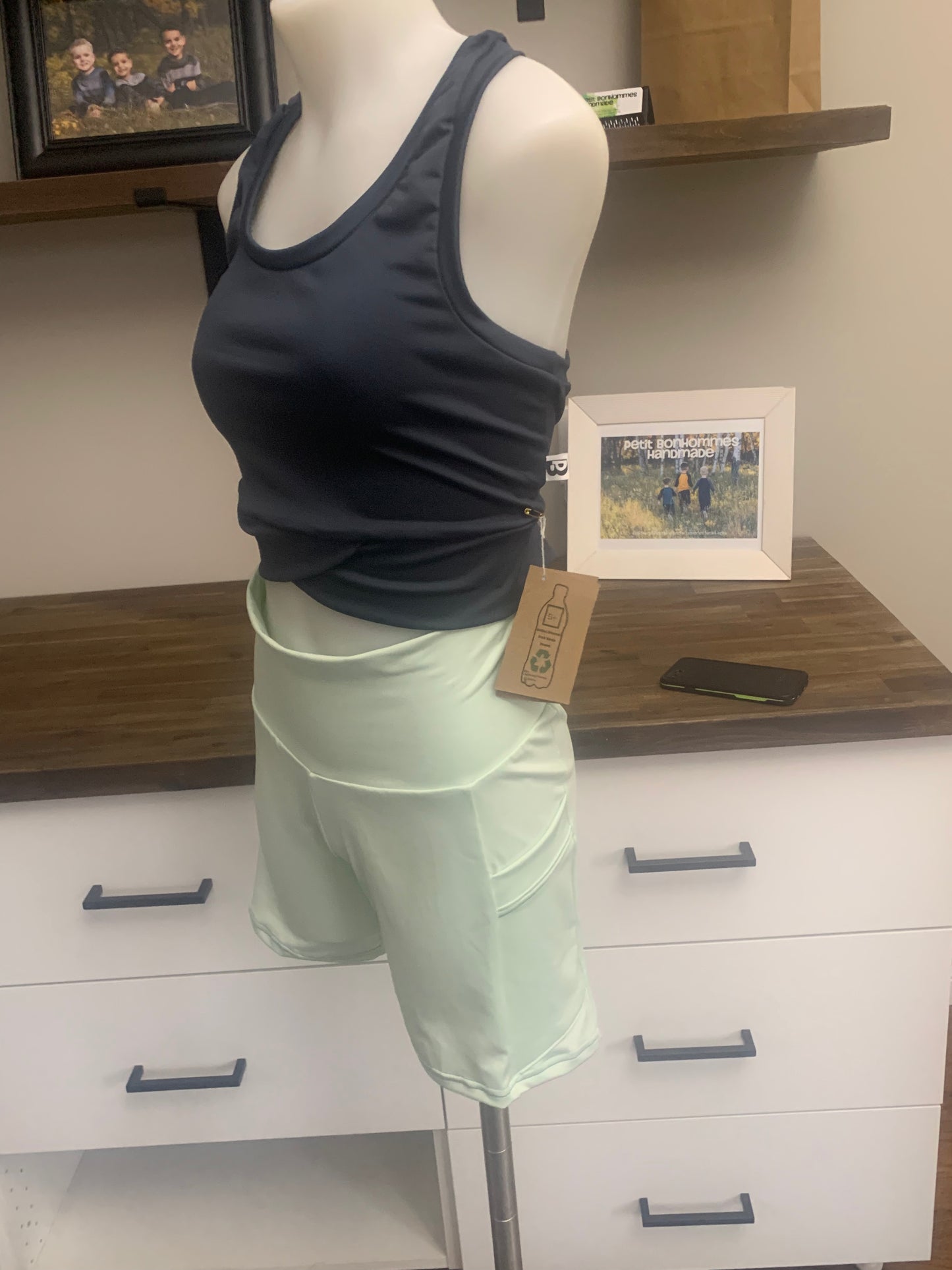 Women's Yoga Shorts with Pockets - Aqua