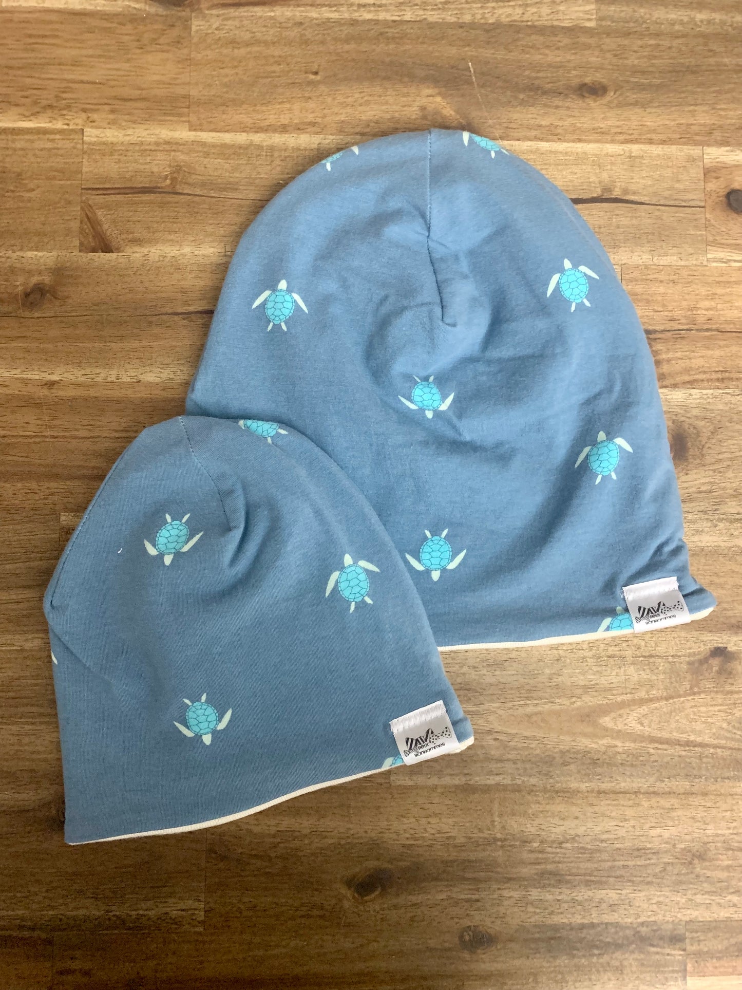 Slouchy Toque - Blue Turtles