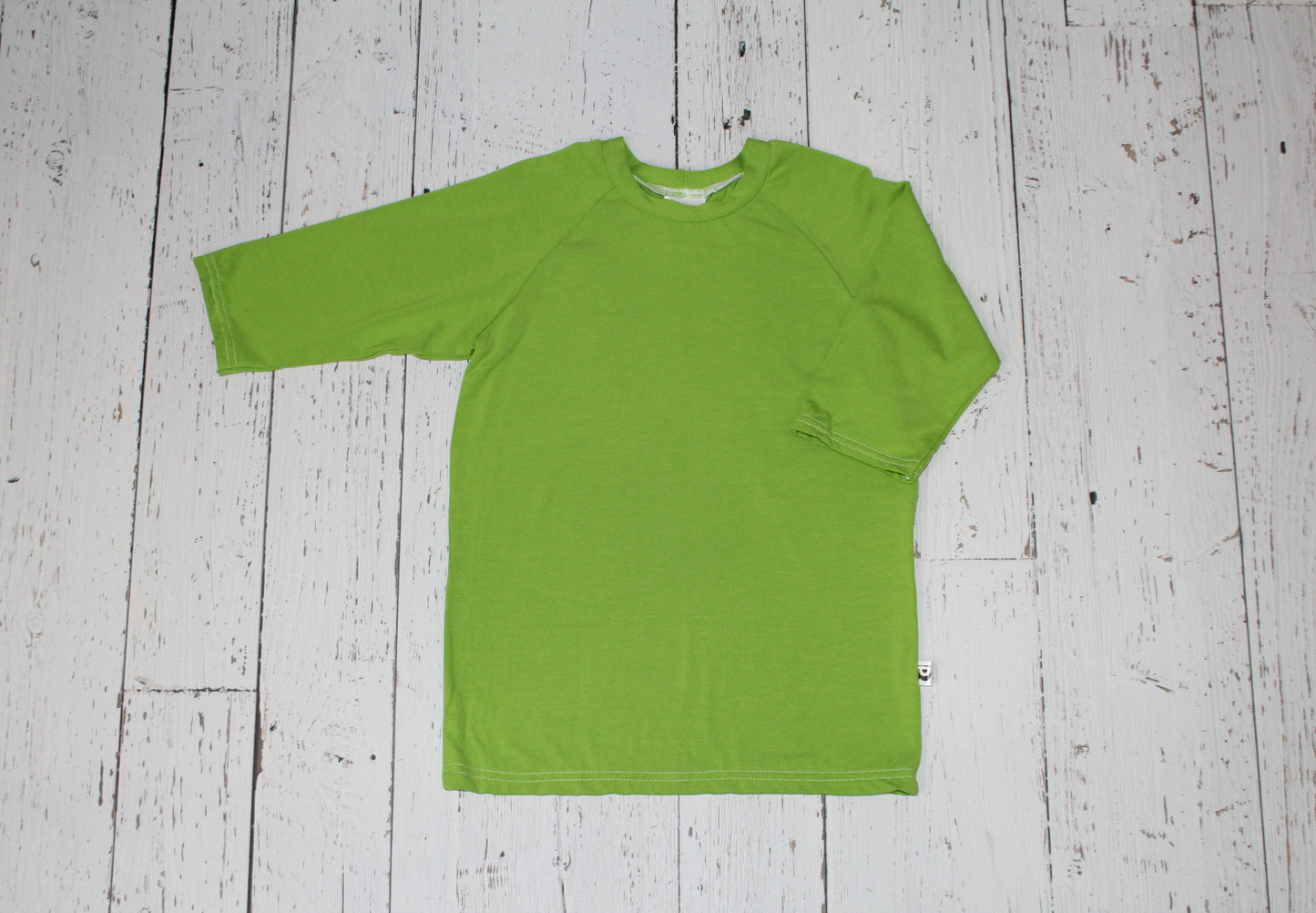 Bamboo Raglan - Neon Green