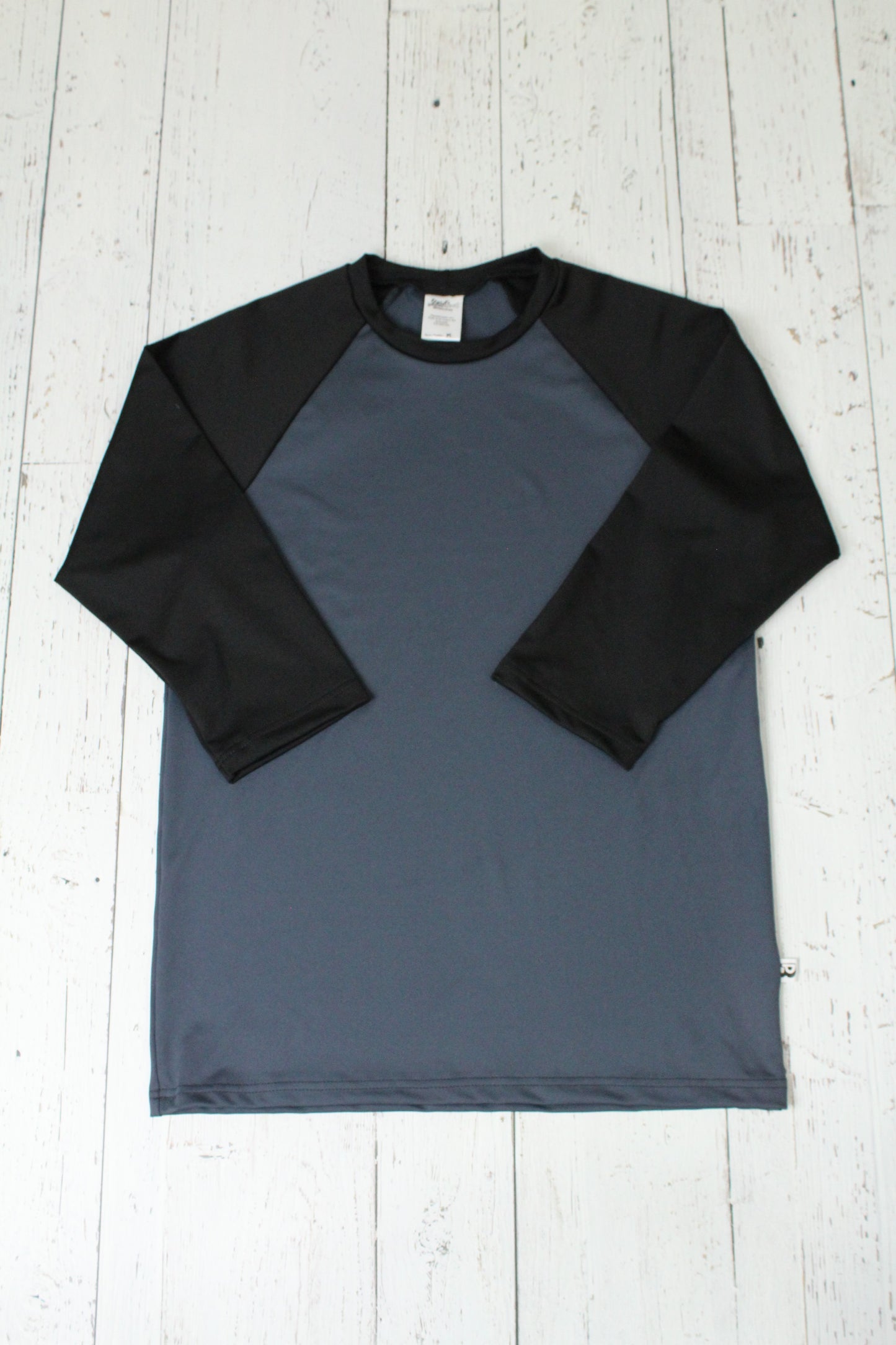 Activewear/Rashguard Raglan - Charcoal/Black