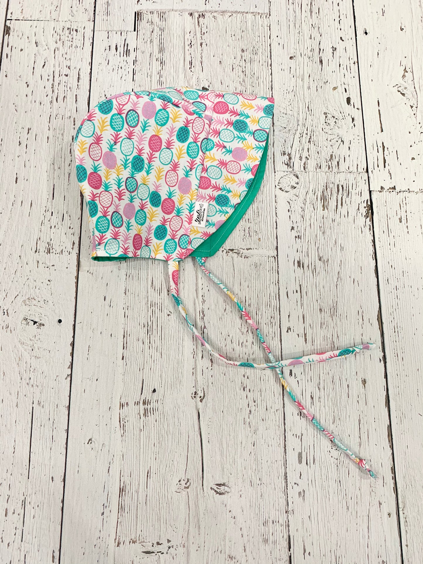 Bonnet - Teal Pink Pineapples