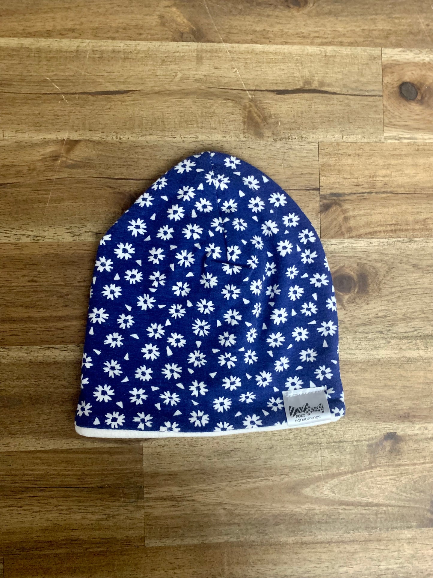 Slouchy Toque - Navy White Daisy Flowers